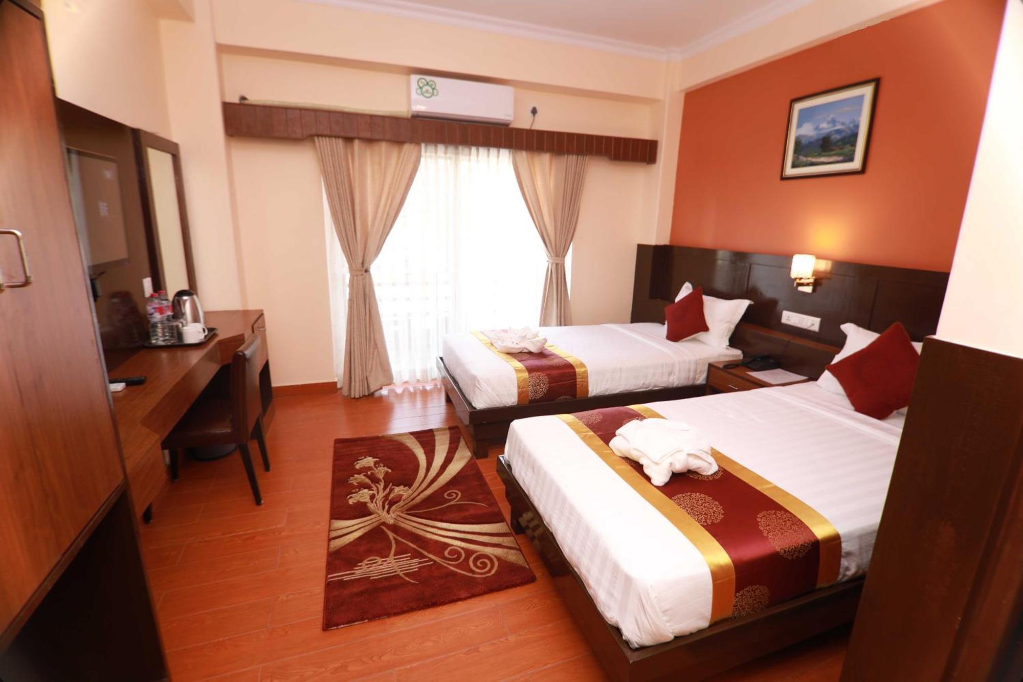 Hotel Eco Tree Pokhara Exterior photo